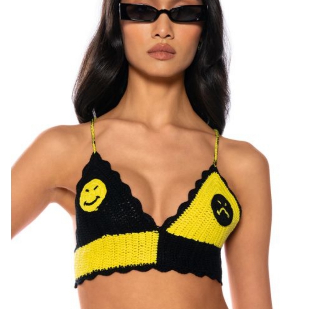 NWT Black and Yellow Smiley Face Festival Crop Top